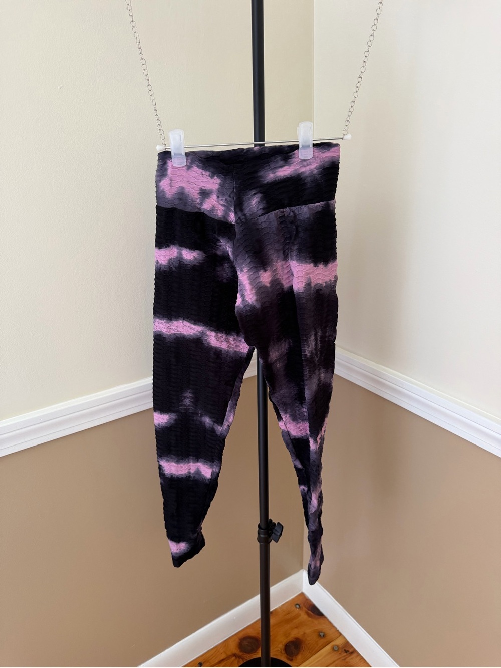 Booty By Brabants Tie-Dye Black & Pink Stretch Leggings Original Tie Dye - Picture 2 of 4